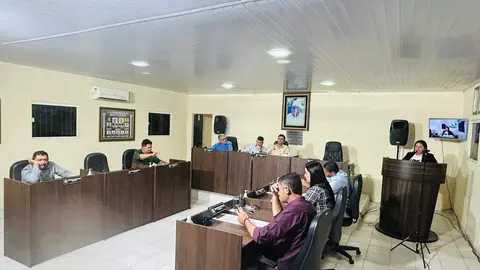 Câmara de Caraúbas realiza primeira sessão ordinária após recesso com apreciação de projetos importantes