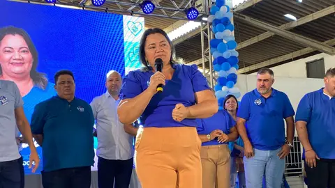 Neide tem candidatura a vereadora de Caraúbas homologada em convenção