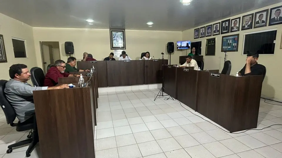 Após fim do recesso, Câmara de Caraúbas aprova implantação do piso salarial nacional para os profissionais do magistério