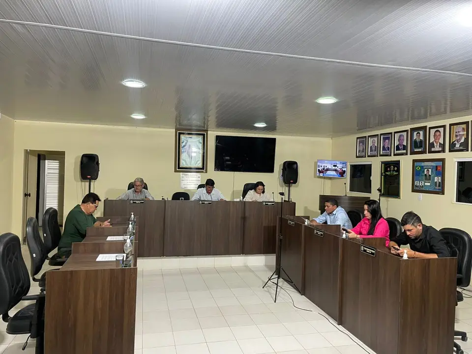 Em Sessão Extraordinária, Programa Educação e Crescimento é aprovado em Caraúbas